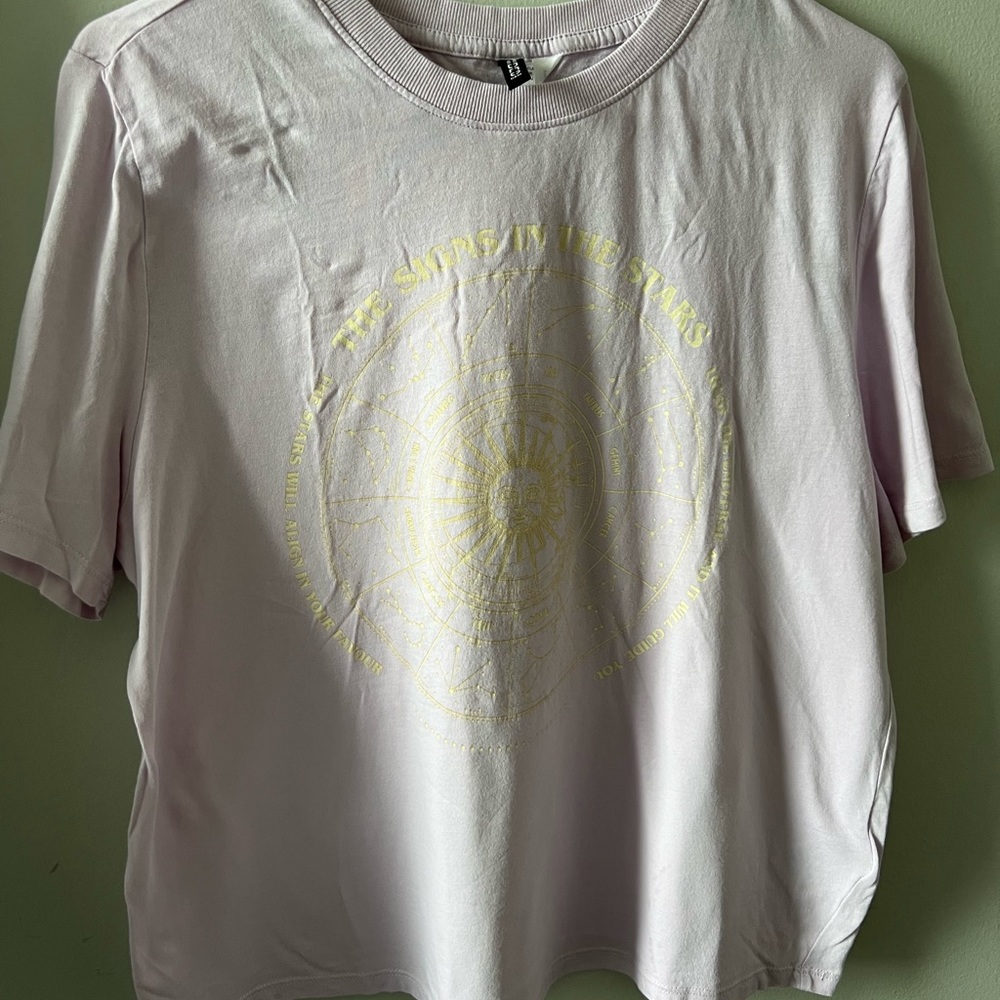 H&M DIVIDED Light Purple Zodiac Signs Graphic T-Shirt